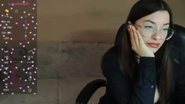 Image 4 of haily_heavenly Stream on Chaturbate on 12 months ago