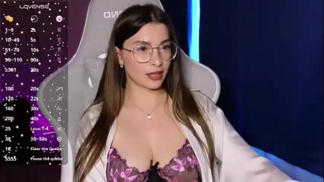 Image 8 of haily_heavenly Stream on Chaturbate on 1 month ago