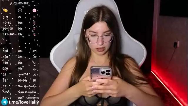 Image 3 of haily_heavenly Stream on Chaturbate on 10 days ago