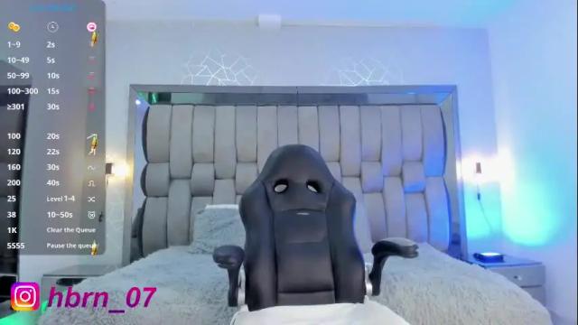 Image 3 of hailybairen Stream on Chaturbate on 5 months ago