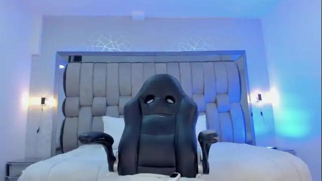 Image 8 of hailybairen Stream on Chaturbate on 5 months ago