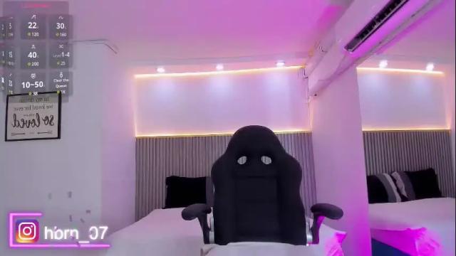 Image 7 of hailybairen Stream on Chaturbate on 4 months ago