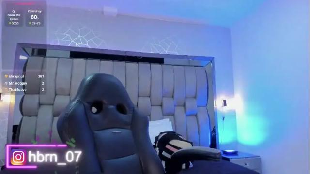 Image 2 of hailybairen Stream on Chaturbate on 4 months ago