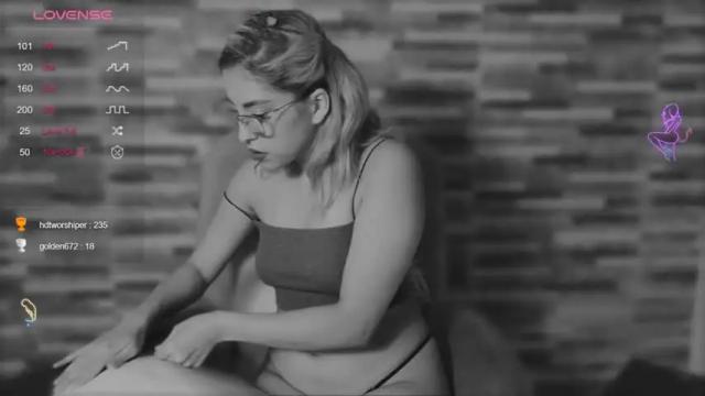 Thumbnail 1, hairyandsexysalma's Stream at Chaturbate, 12 months ago