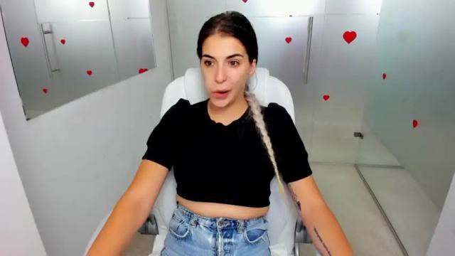 Image 6 of haleeyrose Stream on Chaturbate on 19 months ago