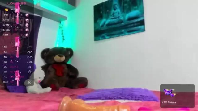 Image 8 of haley_williamms Stream on Chaturbate on 15 months ago