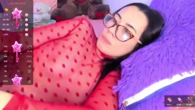 Image 2 of haley_williamms Stream on Chaturbate on 17 months ago
