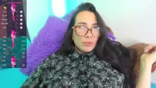 Image 2 of haley_williamms Stream on Chaturbate on 14 months ago