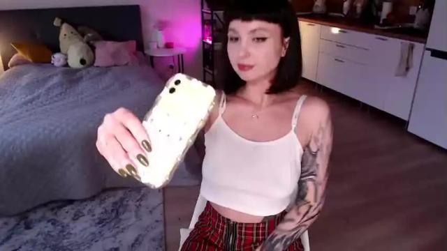 Image 4 of haleycrush_ Stream on Chaturbate on 14 months ago