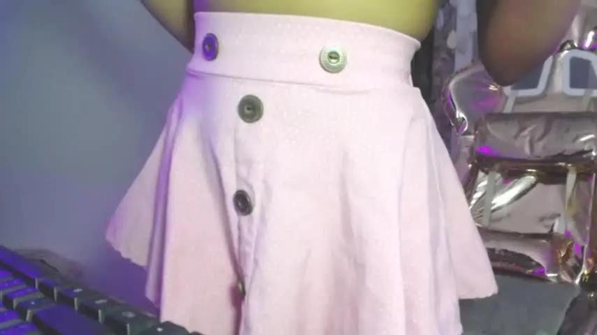 halfmoon_candy_sub_ Chaturbate