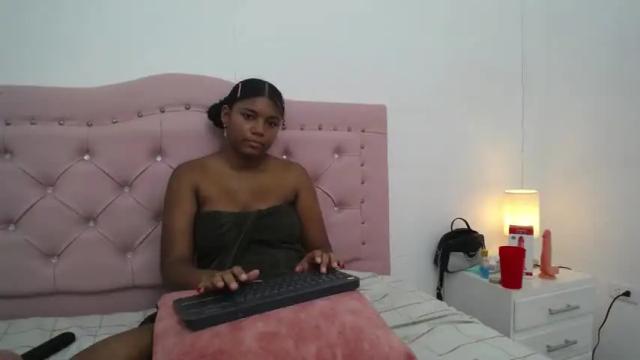 Image 11 of halif_parker Stream on Chaturbate on 13 months ago