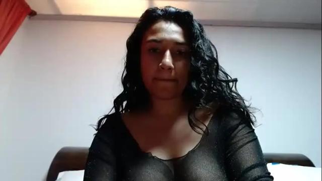 Image 10 of halleberry18 Stream on Chaturbate on 2 months ago