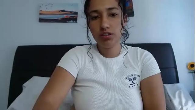 Image 2 of halleberry18 Stream on Chaturbate on 1 month ago