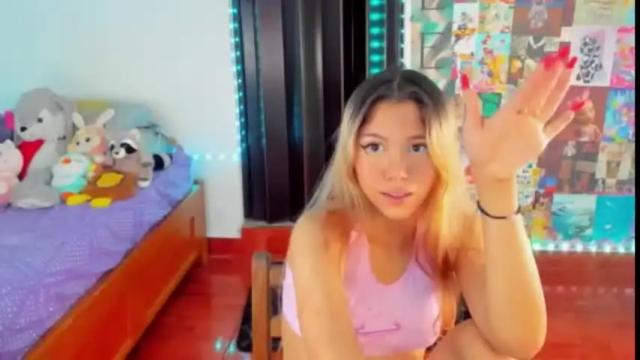 Thumbnail 1, halley_comet's Stream at Chaturbate, 22 months ago