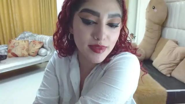 Image 12 of hallsred_rh Stream on Chaturbate on 18 months ago