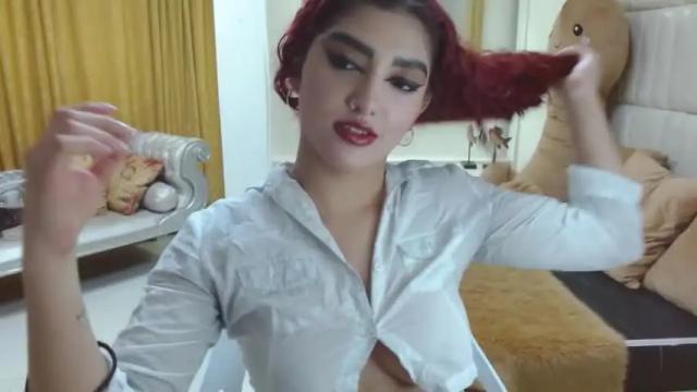 Image 6 of hallsred_rh Stream on Chaturbate on 18 months ago
