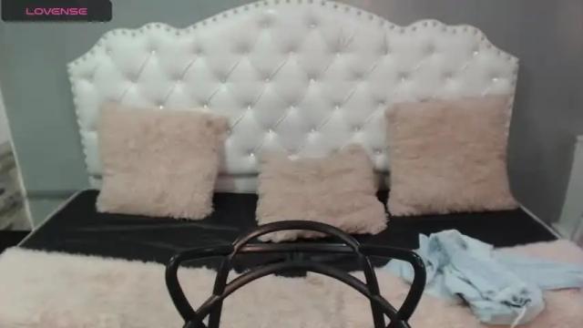Thumbnail 1, hallsred_rh's Stream at Chaturbate, 17 months ago
