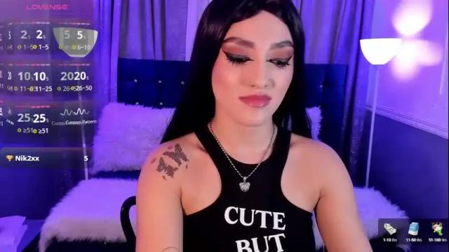 Image 8 of hallsred_rh Stream on Chaturbate on 2 months ago