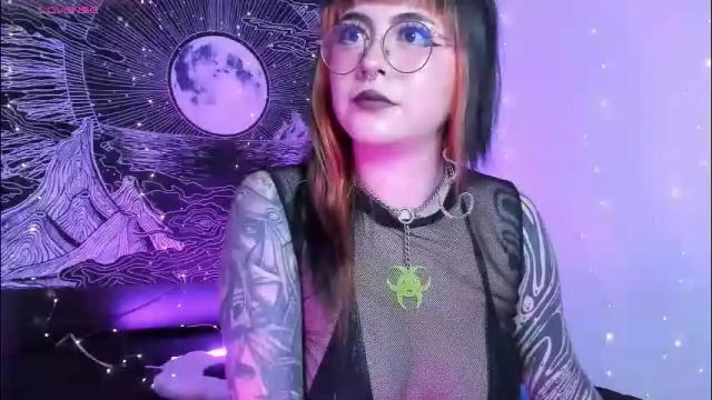 Image 8 of hallucigenia_sparza Stream on Chaturbate on 26 days ago