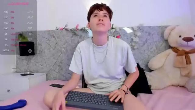 Thumbnail 1, hally_lewis's Stream at Chaturbate, 16 months ago