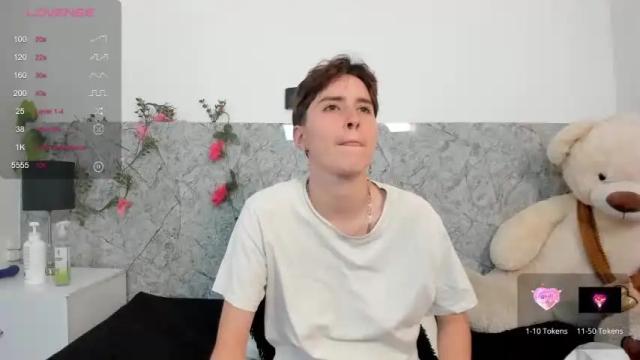 Thumbnail 2, hally_lewis's Stream at Chaturbate, 16 months ago