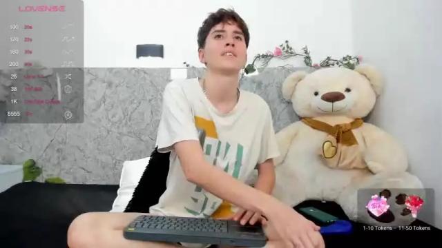 Thumbnail 3, hally_lewis's Stream at Chaturbate, 16 months ago