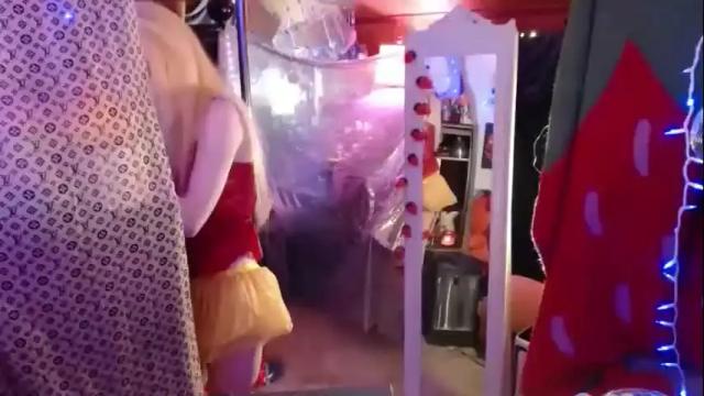 Image 7 of halovalentine Stream on Chaturbate on 14 days ago