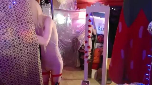 Image 10 of halovalentine Stream on Chaturbate on 12 days ago