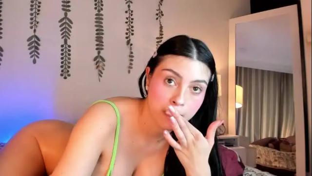 Image 6 of halseycox__ Stream on Chaturbate on 1 month ago