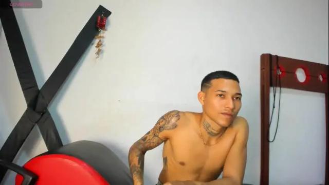Image 11 of hana_and_zeta Stream on Chaturbate on 5 months ago