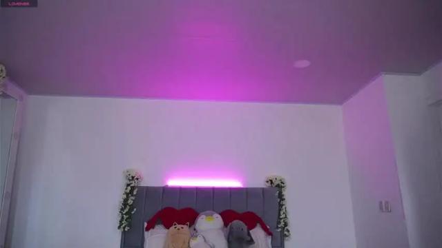 Image 4 of hana_rey Stream on Chaturbate on 14 months ago