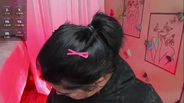 Image 6 of hanah_bakeer Stream on Chaturbate on 2 months ago