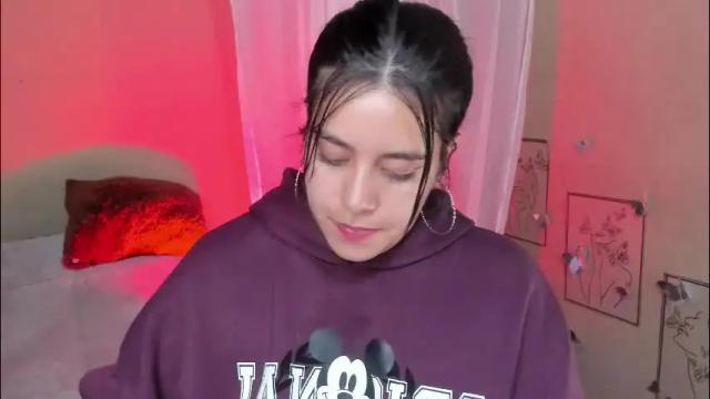 Image 12 of hanah_bakeer Stream on Chaturbate on 2 months ago
