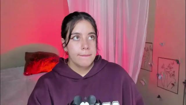 Image 8 of hanah_bakeer Stream on Chaturbate on 2 months ago