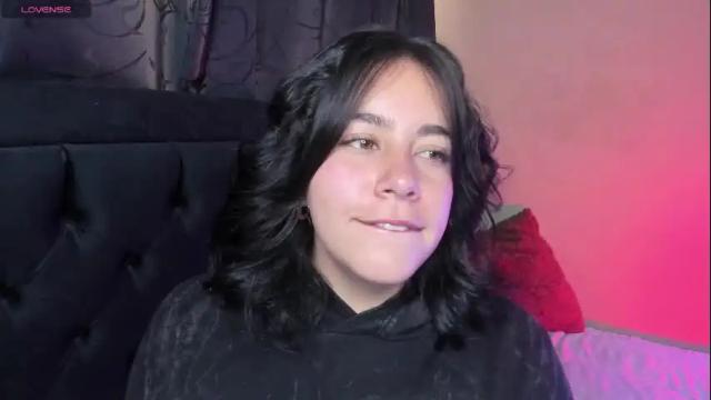 Image 11 of hanah_bakeer Stream on Chaturbate on 1 month ago