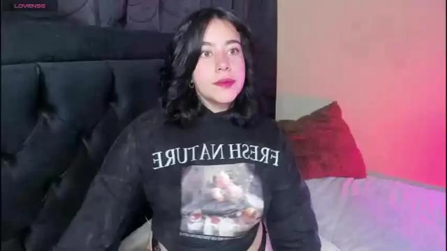 Image 2 of hanah_bakeer Stream on Chaturbate on 1 month ago