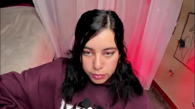 Image 11 of hanah_bakeer Stream on Chaturbate on 29 days ago