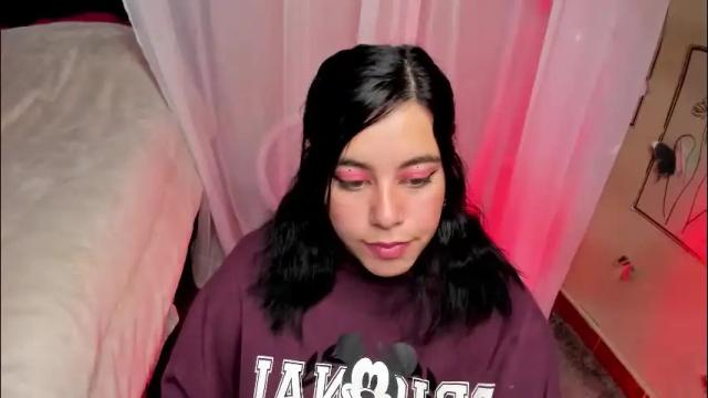 Image 12 of hanah_bakeer Stream on Chaturbate on 29 days ago