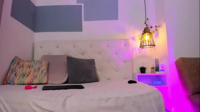 Image 10 of hanah_gray Stream on Chaturbate on 25 days ago