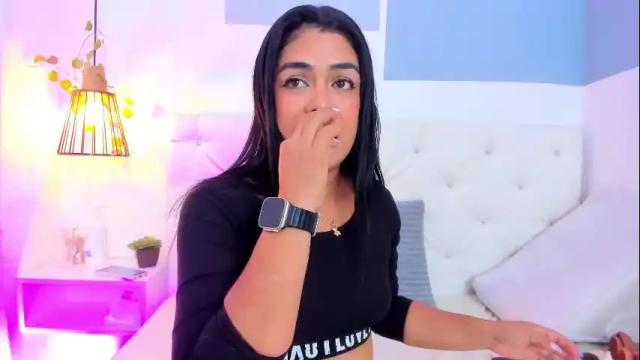 Image 12 of hanah_gray Stream on Chaturbate on 12 days ago