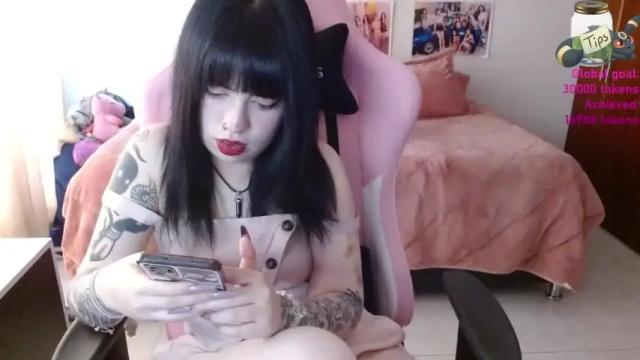 Image 3 of hanamikitty Stream on Chaturbate on 18 months ago