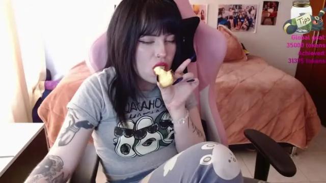 Thumbnail 3, hanamikitty's Stream at Chaturbate, 16 months ago