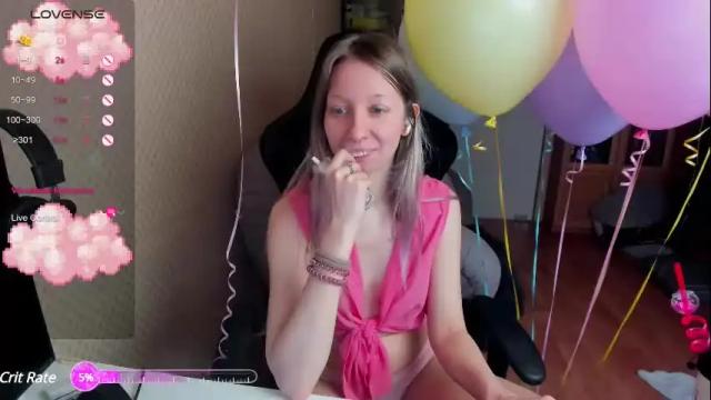 Image 2 of handsome_whale Stream on Chaturbate on 29 days ago