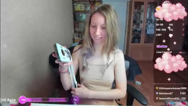 Image 4 of handsome_whale Stream on Chaturbate on 29 days ago