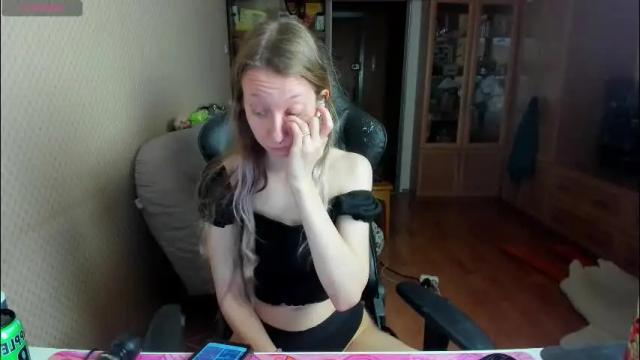 Image 3 of handsome_whale Stream on Chaturbate on 13 days ago