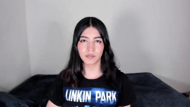 Image 3 of hangez0e Stream on Chaturbate on 16 months ago