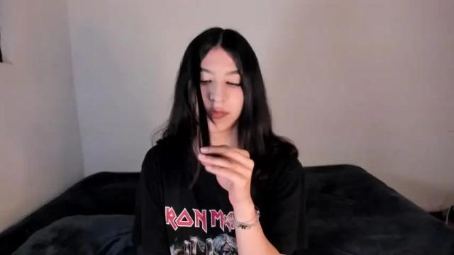 Image 2 of hangez0e Stream on Chaturbate on 16 months ago