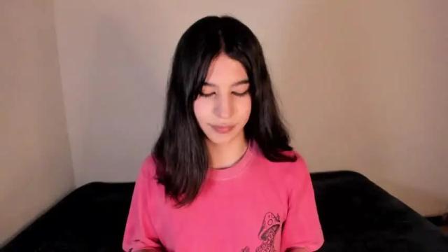 Image 11 of hangez0e Stream on Chaturbate on 16 months ago