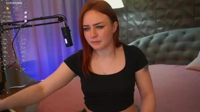 Image 2 of hanna__fox Stream on Chaturbate on 10 months ago