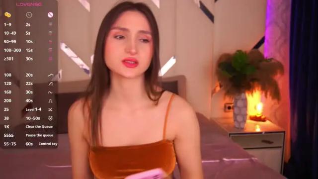Image 2 of hanna__klein Stream on Chaturbate on 1 month ago
